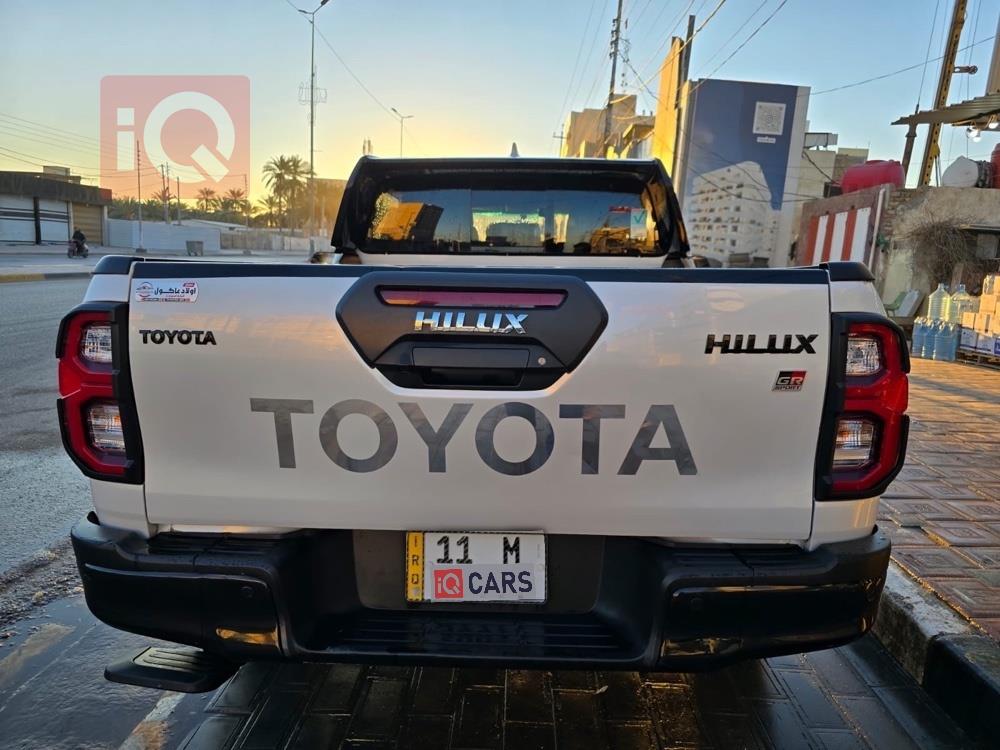 تويوتا هايلوكس